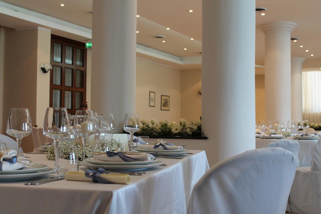Hotel Serenella Agropoli Buitenkant foto