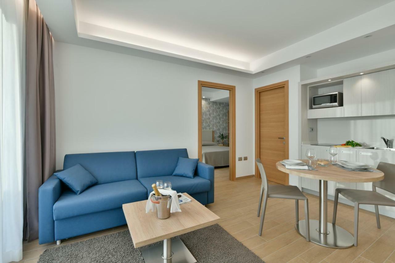Hotel Serenella Agropoli Buitenkant foto