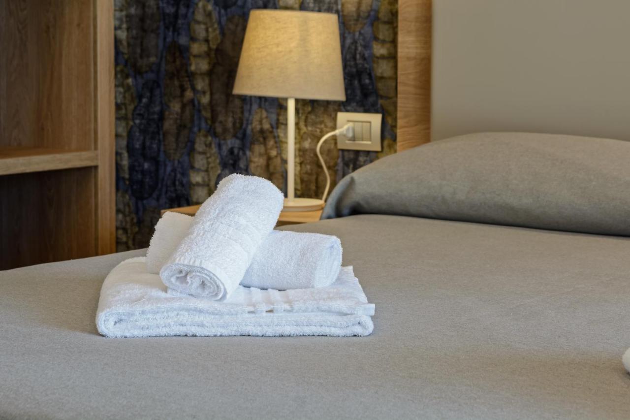Hotel Serenella Agropoli Buitenkant foto