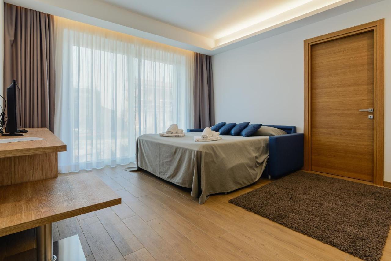 Hotel Serenella Agropoli Buitenkant foto